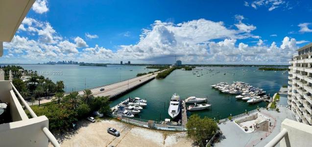 7904 West Dr 903, North Bay Village, Florida 33141, USA