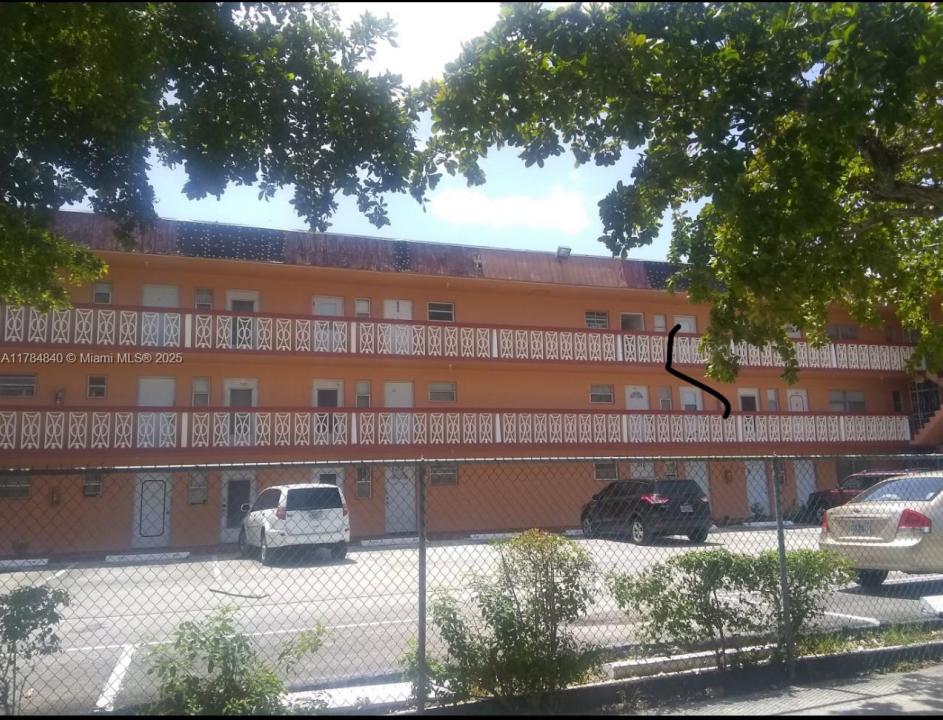 18900 NE 3rd Ct 520, Miami, Flórida 33179, Estados Unidos