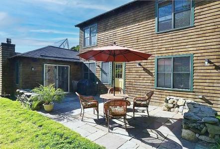 61 Howland Avenue, Jamestown, RI 02835, USA