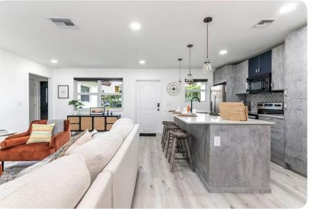 2648 NW 9th Ln, Wilton Manors, Florida 33311