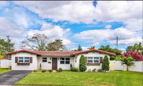 2648 NW 9th Ln, Wilton Manors, Florida 33311