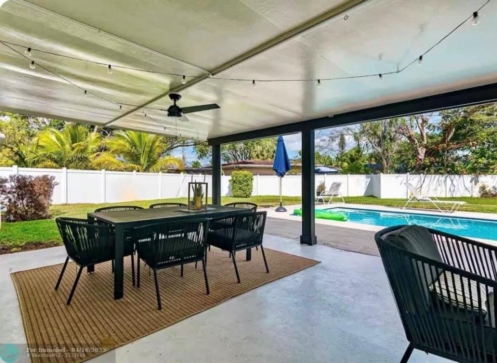 2648 NW 9th Ln, Wilton Manors, 佛羅里達州 33311, 美國