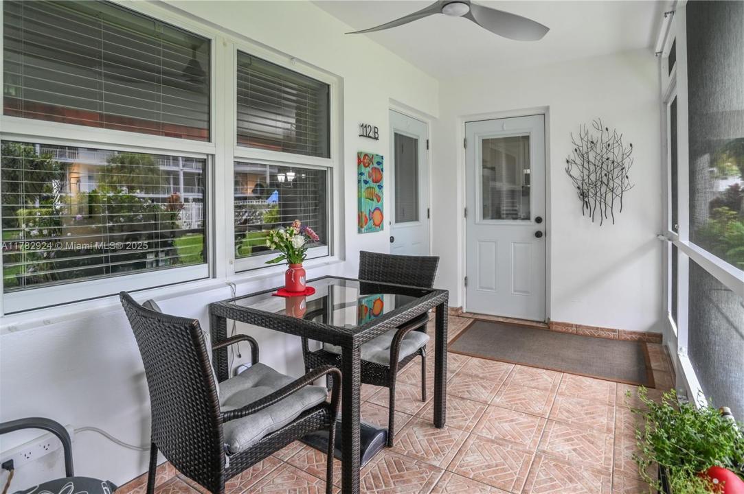 581 Blue Heron Dr 112-B, Hallandale Beach, フロリダ 33009, アメリカ合衆国