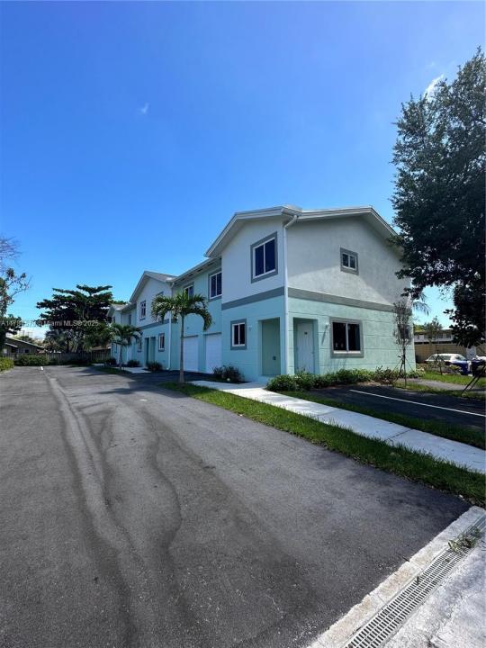 728 NW 2nd Ave, Fort Lauderdale, Florida 33311, Estados Unidos