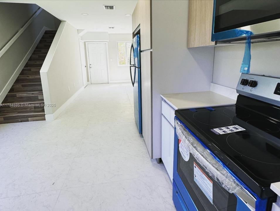 732 NW 2nd Ave, Fort Lauderdale, Florida 33311, Estados Unidos