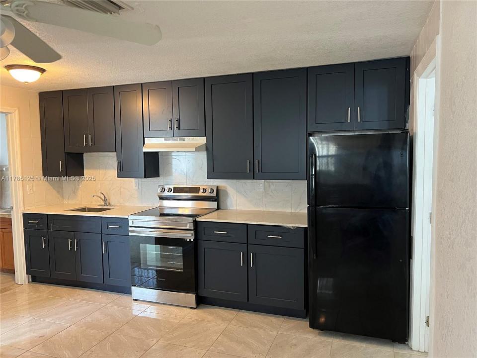 236 NW 9th Ave, South Bay, Florida 33493, Amerika Birleşik Devletleri