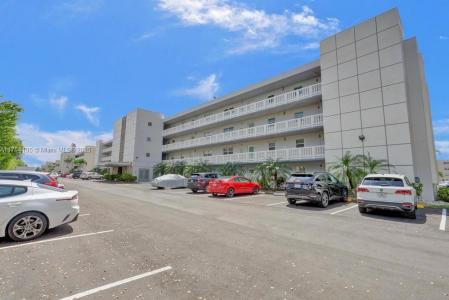 314 SE 10th St 403, Dania Beach, Florida 33004, USA