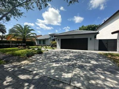 19430 NW 87th Pl, Hialeah, Florida 33018, USA