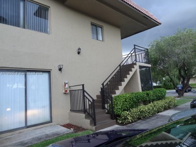 342 Lakeview Dr 105, Weston, Florida 33326, Stati Uniti