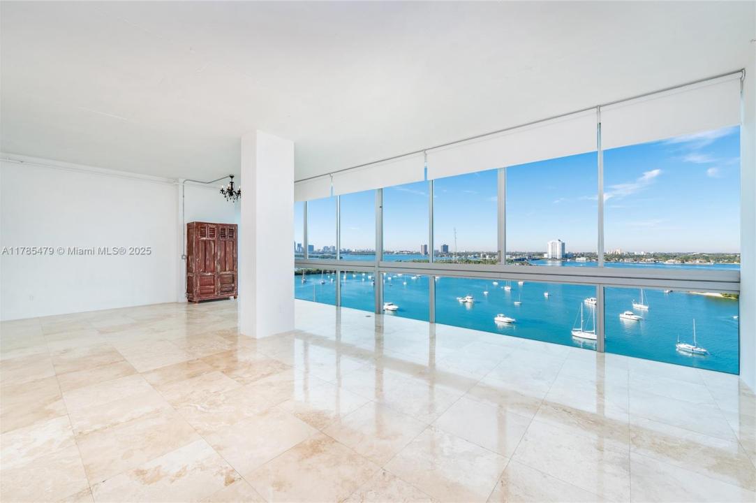 7934 West Dr 1101, North Bay Village, Flórida 33141, Estados Unidos