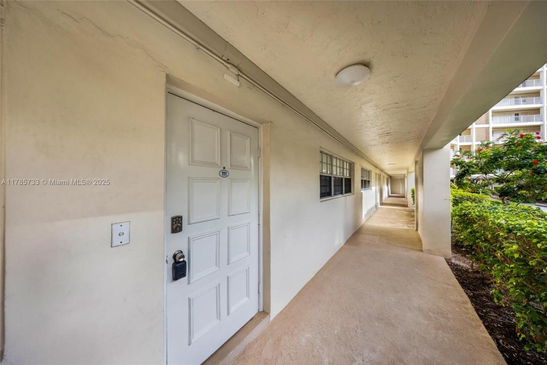 Pompano Beach, Florida 33069, USA