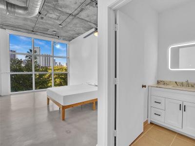 2001 Biscayne Blvd 3413, Miami, Florida 33137, USA