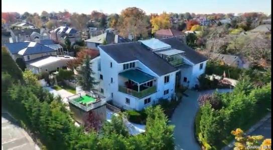 215-40 27th Avenue, 뉴욕, 뉴욕 11360, 미국