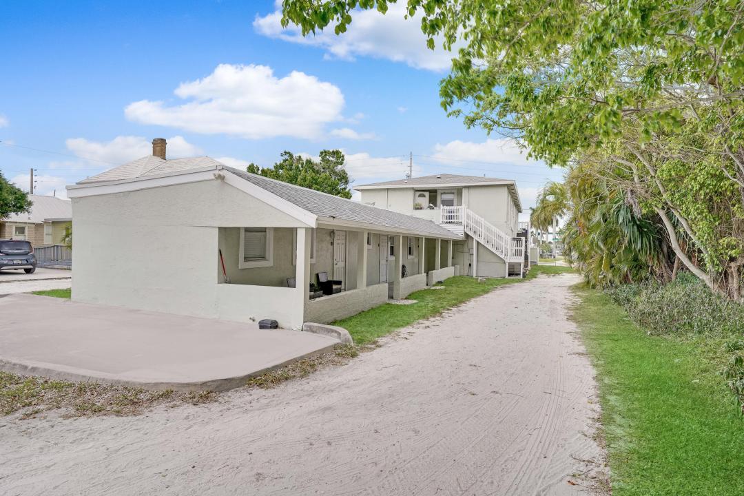 637 - 647 N 2nd N Street, Fort Pierce, Florida 34950, Estados Unidos