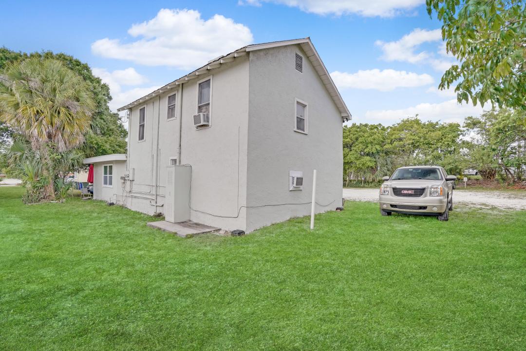 637 - 647 N 2nd N Street, Fort Pierce, Florida 34950, Estados Unidos