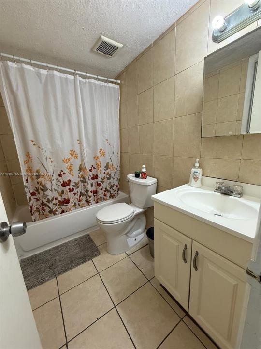 19805 SW 114th Ave 315, Miami, Florida 33157