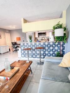 460 S Park Rd 6-206, Hollywood, Florida 33021, USA