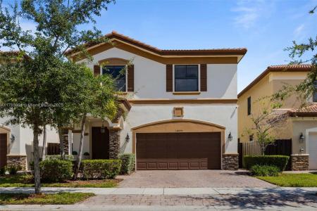 10075 NW 86th Ter, Doral, Florida 33178, USA