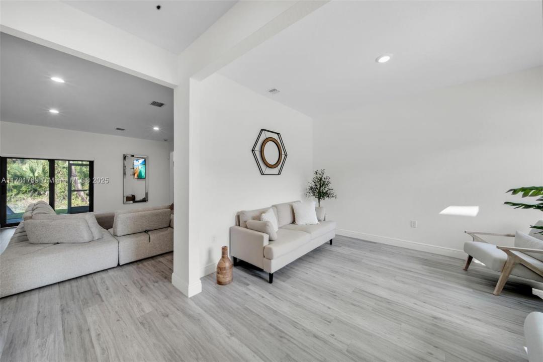 1158 E Benbow Cir, La Belle, Florida 33935, Estados Unidos