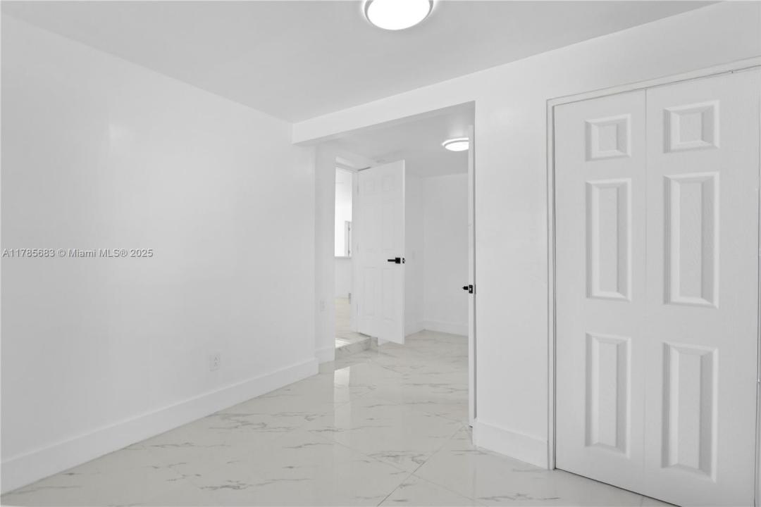 18420 NW 42nd Ave, Miami Gardens, Floride 33055, États-Unis