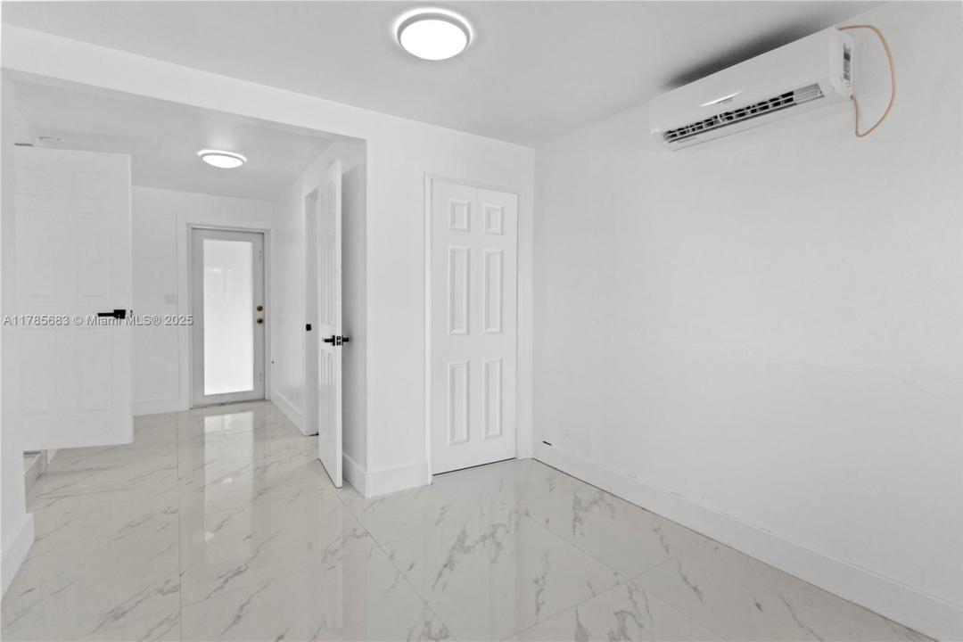 18420 NW 42nd Ave, Miami Gardens, Floride 33055, États-Unis