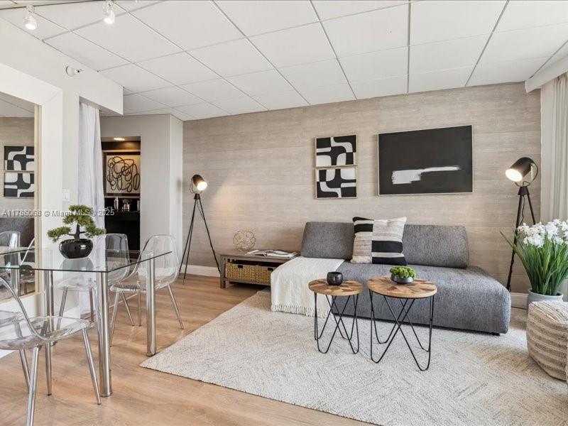 2670 E Sunrise Blvd 1428, Fort Lauderdale, Флорида 33304, Соединенные Штаты