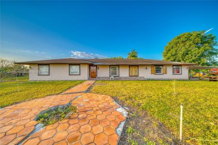21400 SW 224th St, Miami, Florida 33170, USA