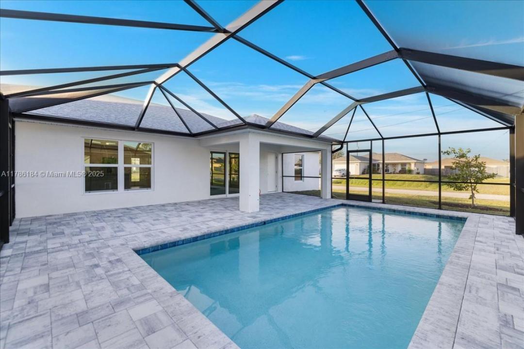 1203 NW 4th PL, Cape Coral, Florida 33993