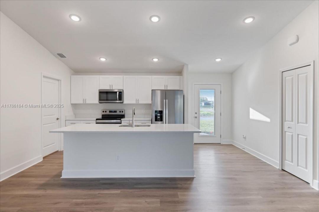 1203 NW 4th PL, Cape Coral, Florida 33993