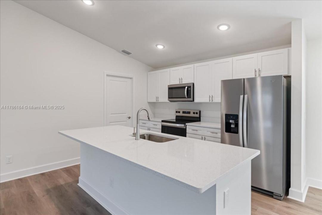 1203 NW 4th PL, Cape Coral, Florida 33993