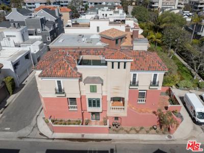 Roma Court, Marina Del Rey, California 90292