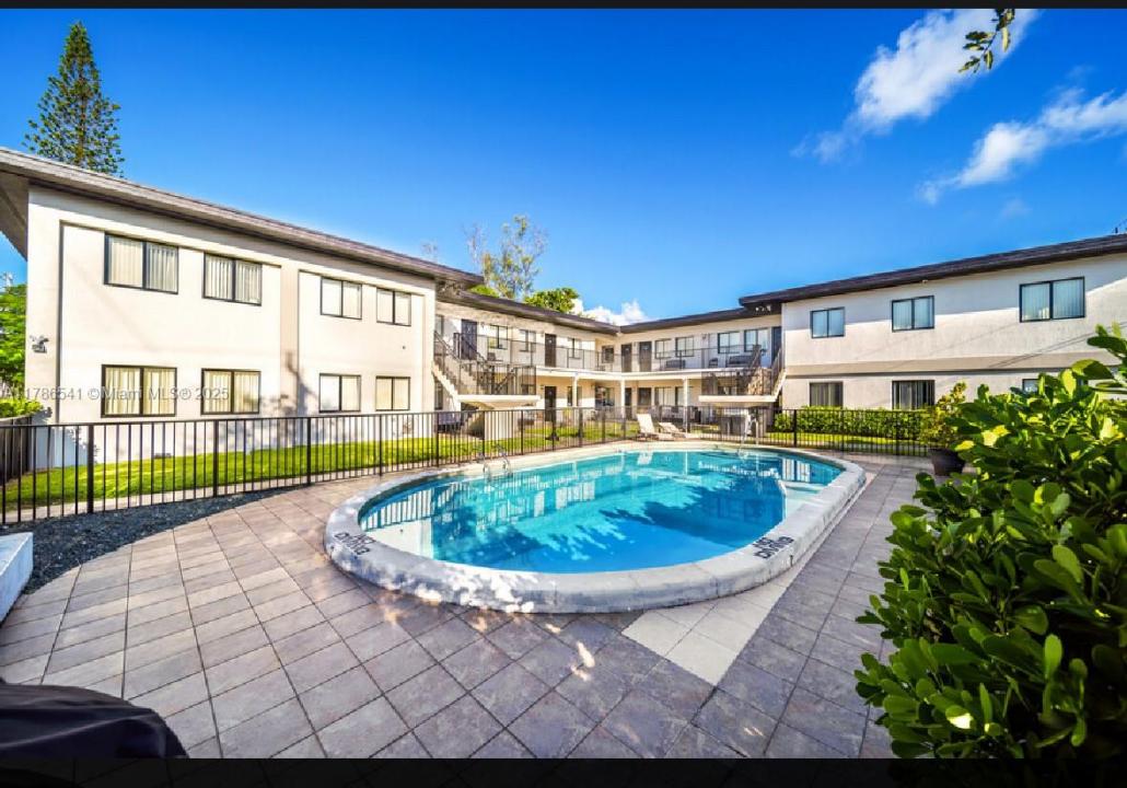 1901 Johnson St 1, Hollywood, 佛罗里达州 33020, 美国