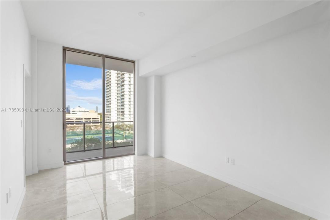2678 Tigertail Ave 612, Miami, Florida 33133, HOA KỲ