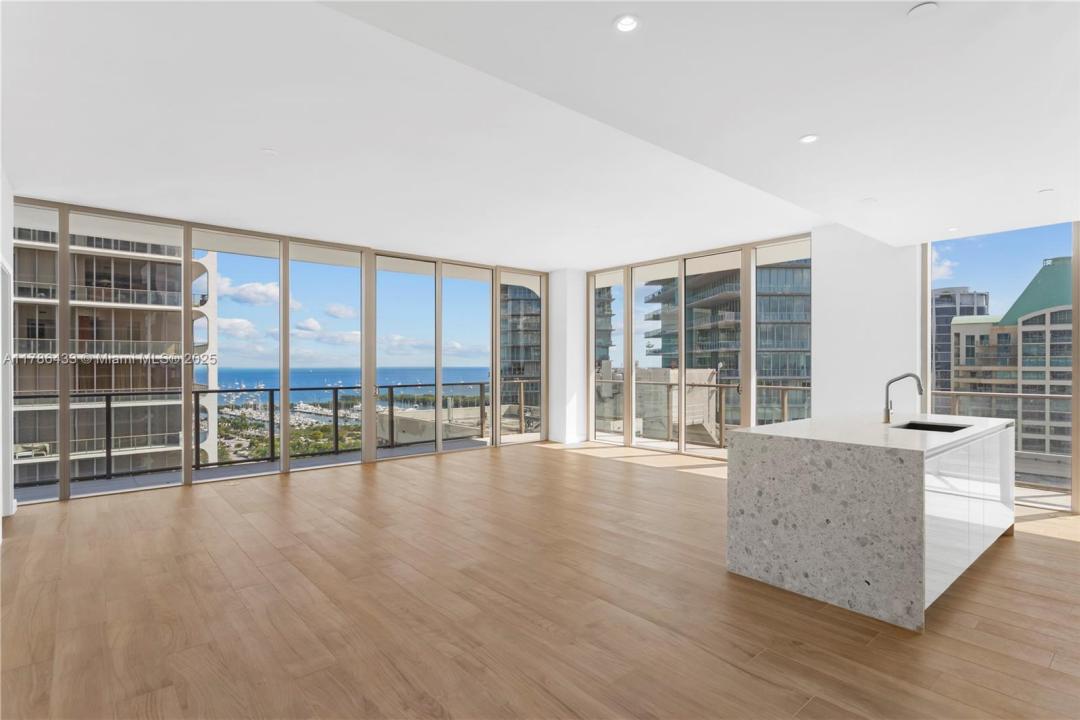 2678 Tigertail Ave 1707, Miami, Florida 33133, HOA KỲ