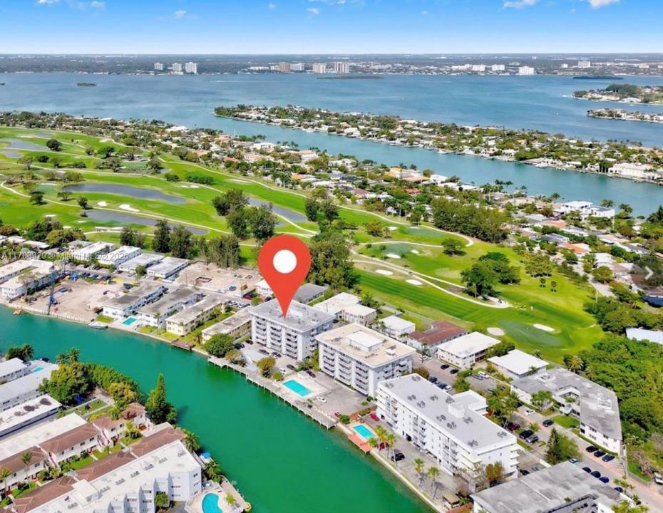 130 S Shore Dr 2F, Miami Beach, Florida 33141
