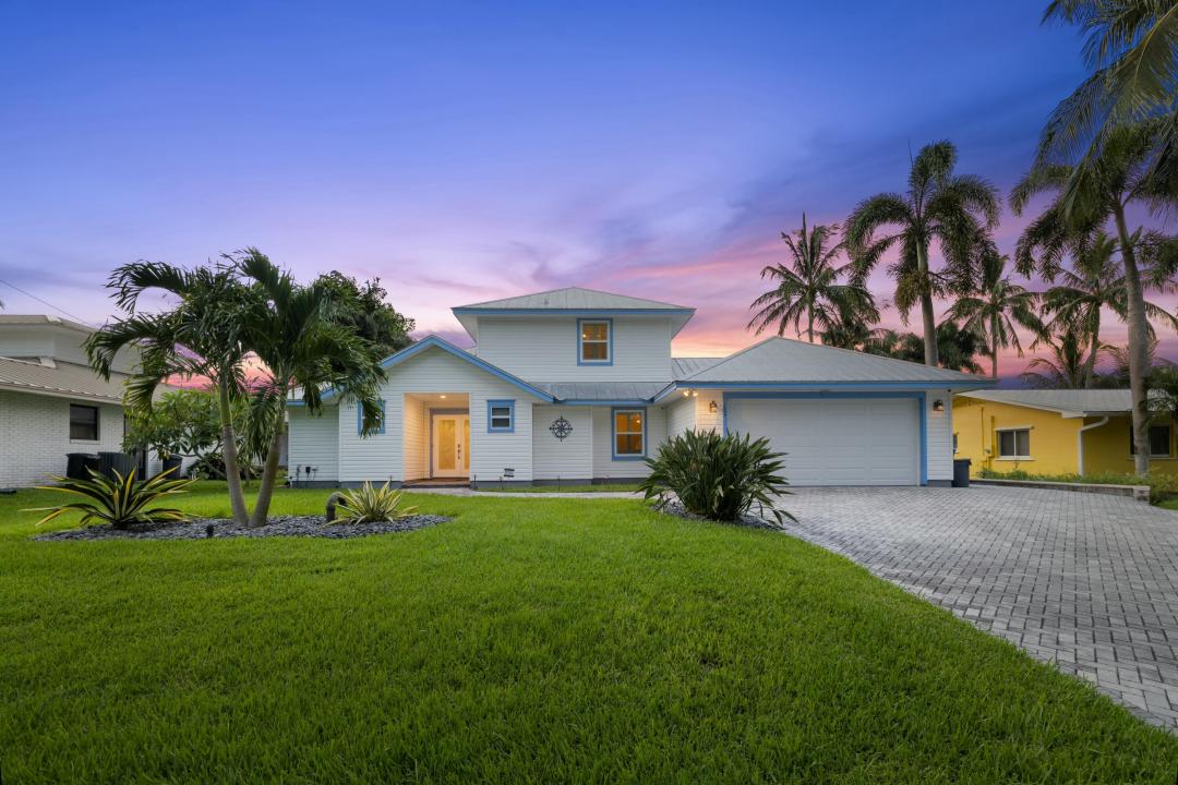 1359 SW Dyer Point Road, Palm City, Florida 34990