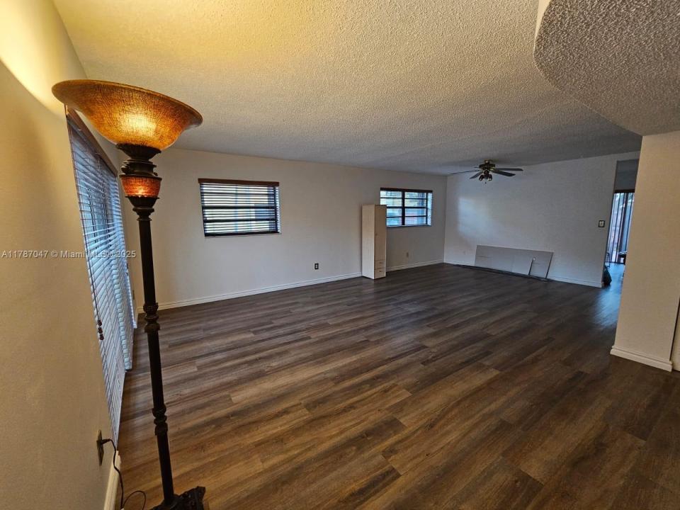 13745 SW 84th St A, Miami, Florida 33183