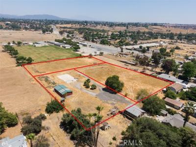 13th Street, Yucaipa, California 92399, Estados Unidos