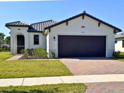 5277 Marano, Ave Maria, Florida 34142, USA