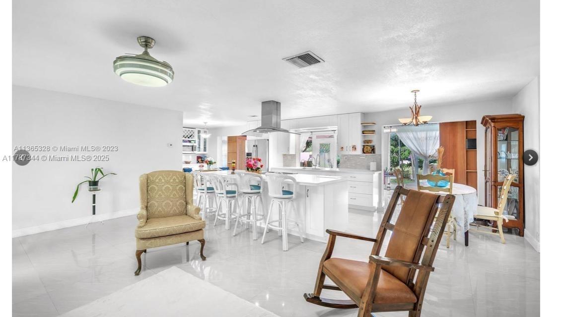 4941 NW 55th Ct, Tamarac, Florida 33319, USA