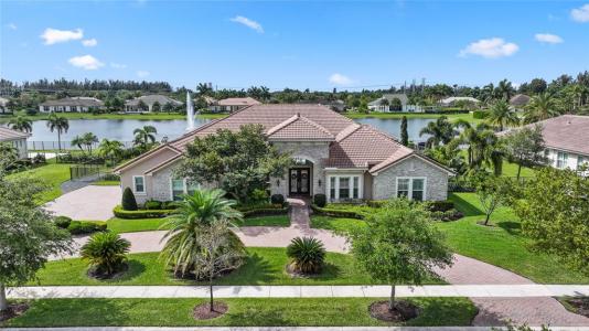 5700 N Sterling Ranch Dr, Davie, Florida 33314