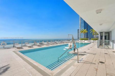 1300 Brickell Bay Dr 2402, Miami, Florida 33131, USA