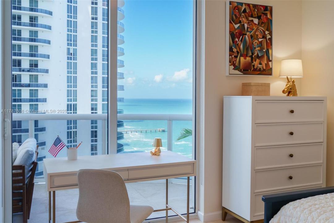 15901 Collins Ave 2502, Sunny Isles Beach, 佛罗里达州 33160, 美国
