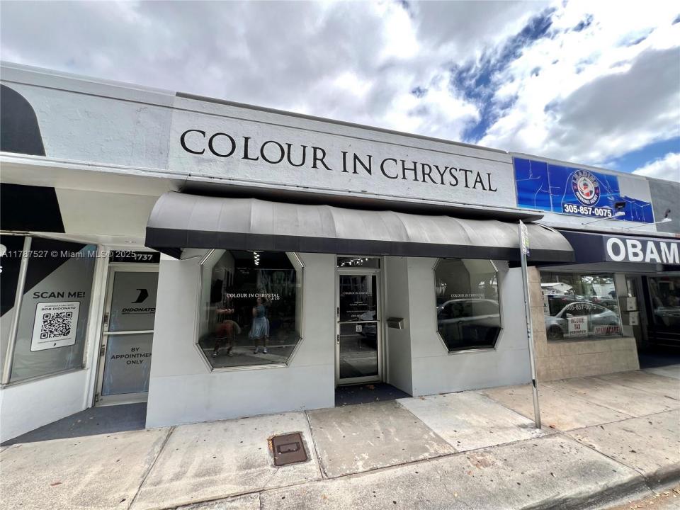 1735 SW 22nd St, Miami, Florida 33145, USA