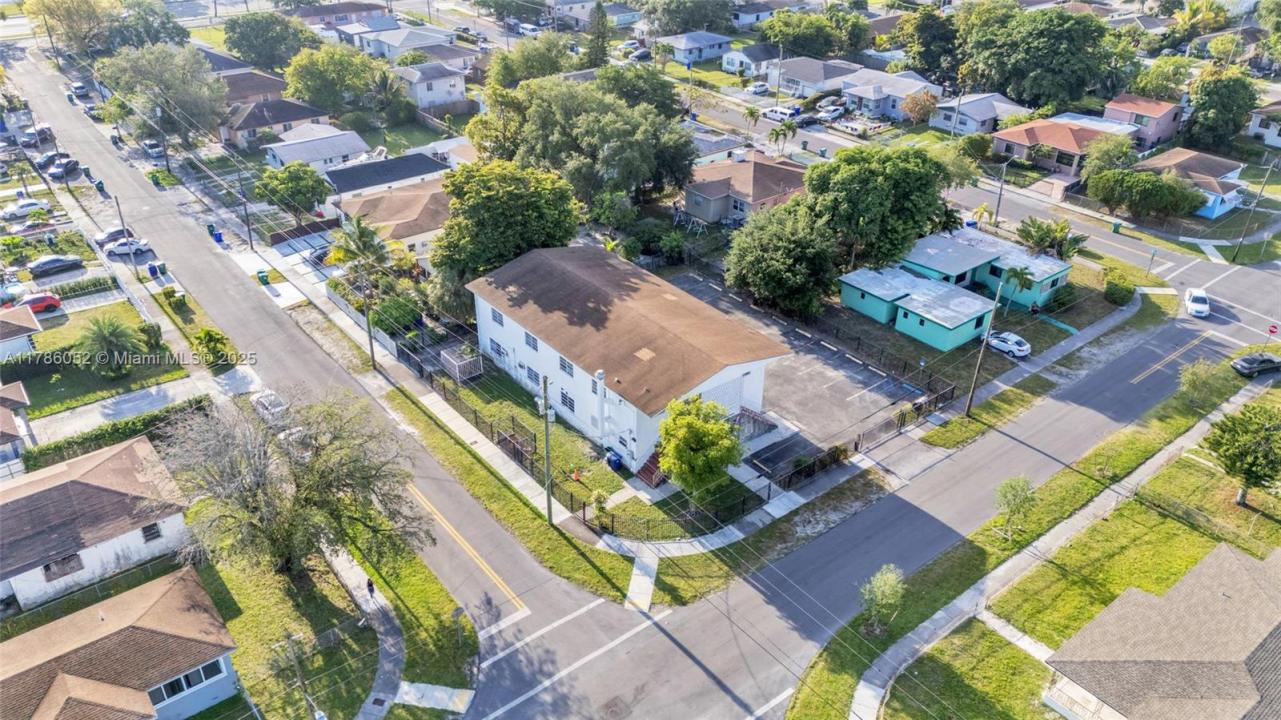 6891 NW 13th Ave, Miami, 佛罗里达州 33147, 美国