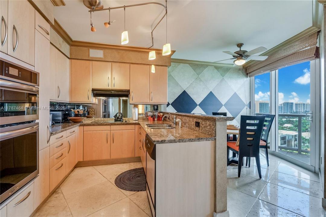19333 Collins Ave 1602, Sunny Isles Beach, Флорида 33160, Соединенные Штаты