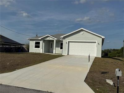 1062 JAY CT, La Belle, Florida 33935, USA