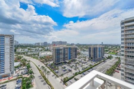 1980 S Ocean Dr 18Q, Hallandale Beach, Florida 33009, USA