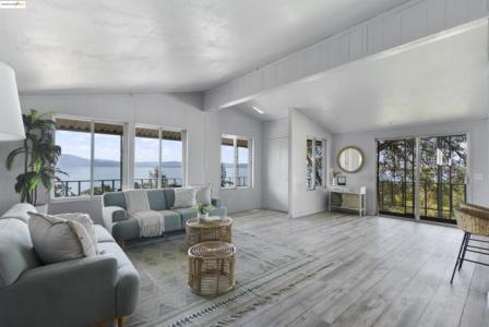 Knob St, ニース, カリフォルニア 95464, アメリカ合衆国