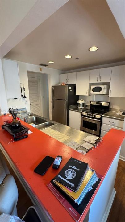 1614 Pennsylvania Ave 1E, Miami Beach, Florida 33139